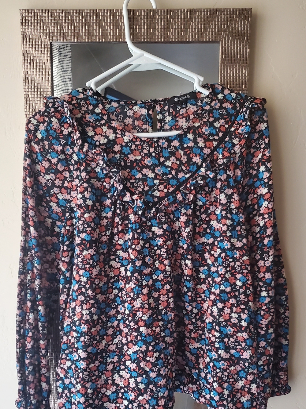 Madewell Black Floral V-Neck Ruffle Long-Sleeve Blouse